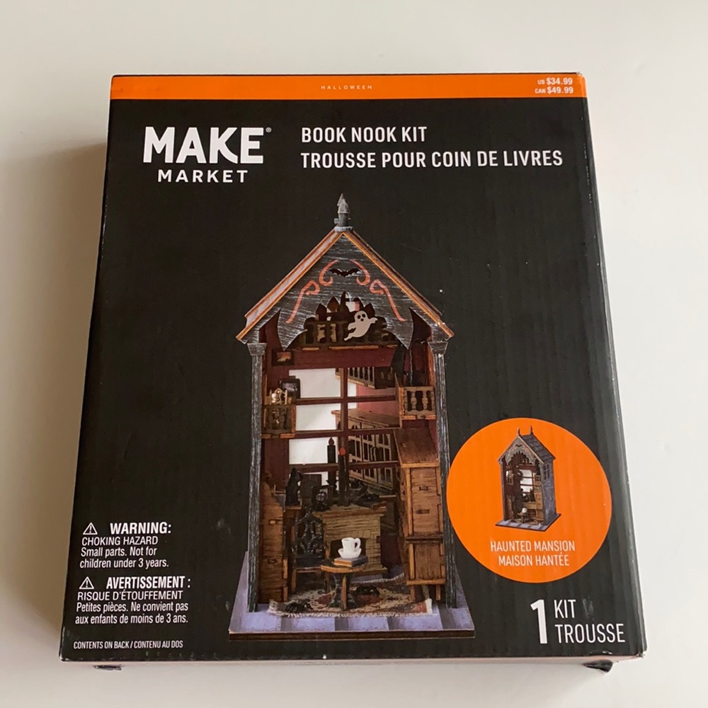 Make Market Halloween Book Nook Kit Haunted Mansion 2025 Michaels diorama mini
